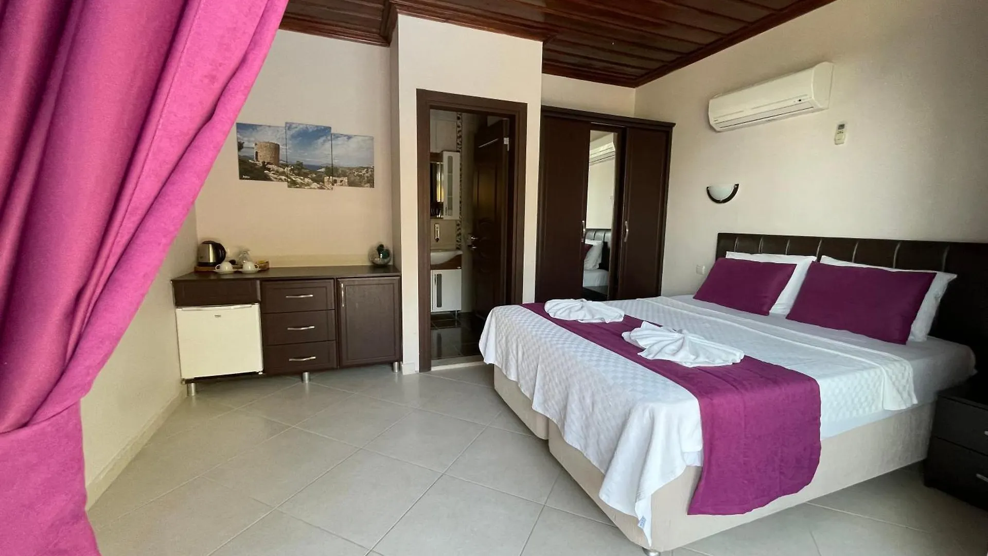 Konukevi Suna House Söğüt Türkiye