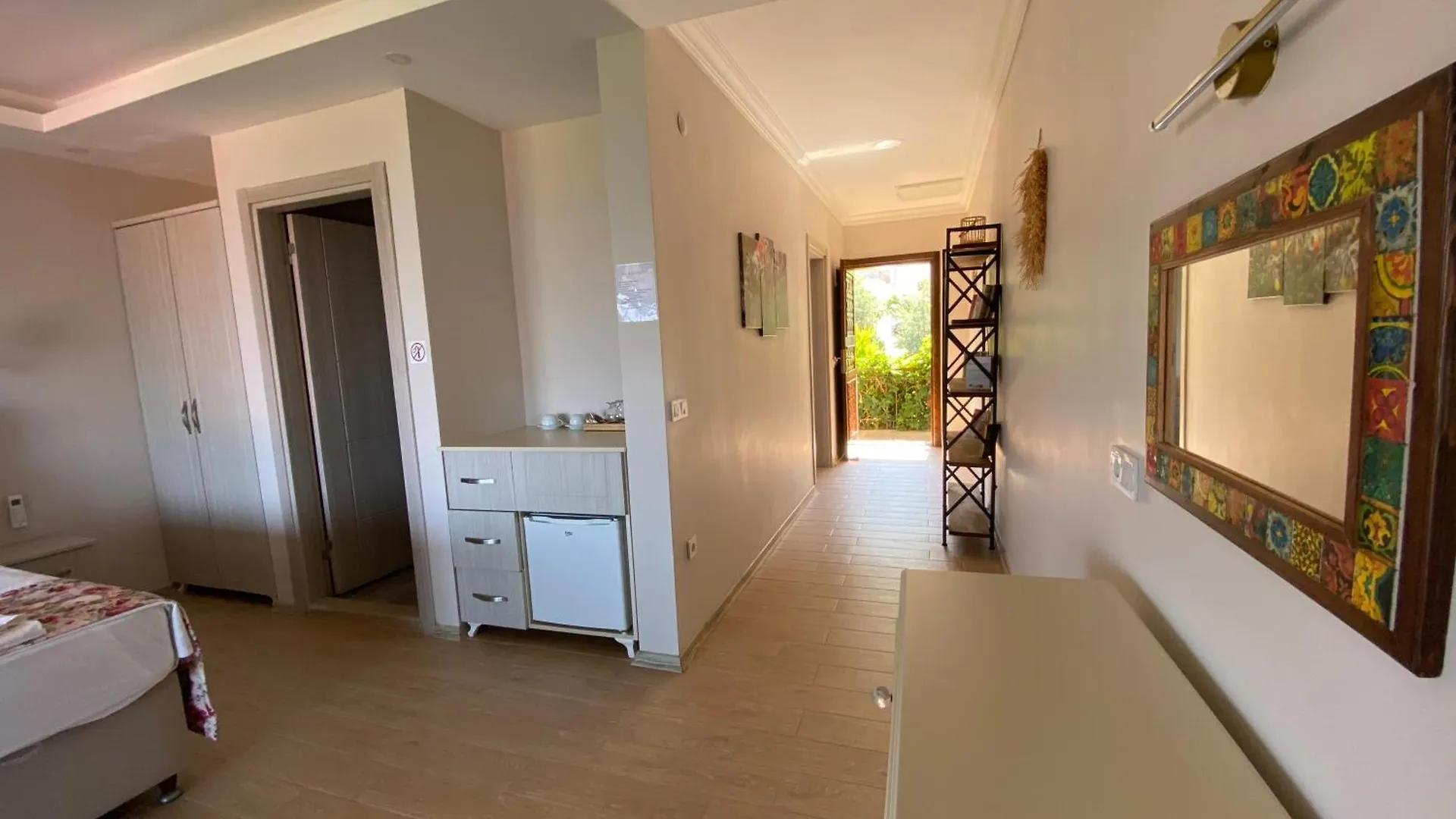 Suna House Söğüt Konukevi